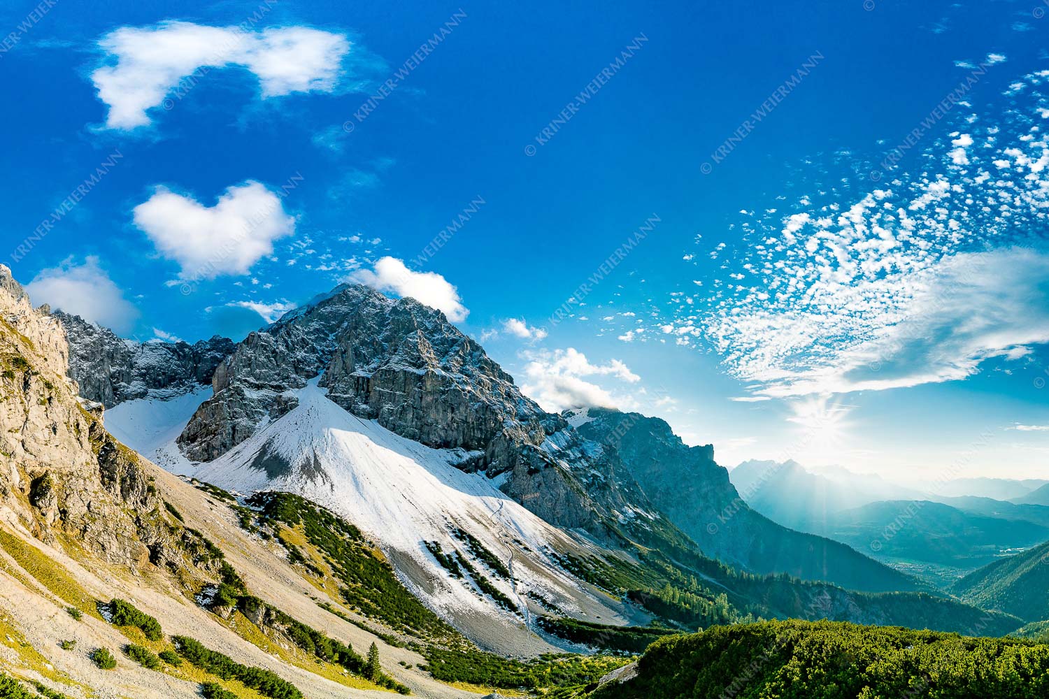 Blick an der Tiefkar- und Viererspitze in den Sonnenuntergang - Andakar Herzerl 3:2  -- Tiefkarspitze im Karwendel - mehr Infos bei www.Kriner-Weiermann.de