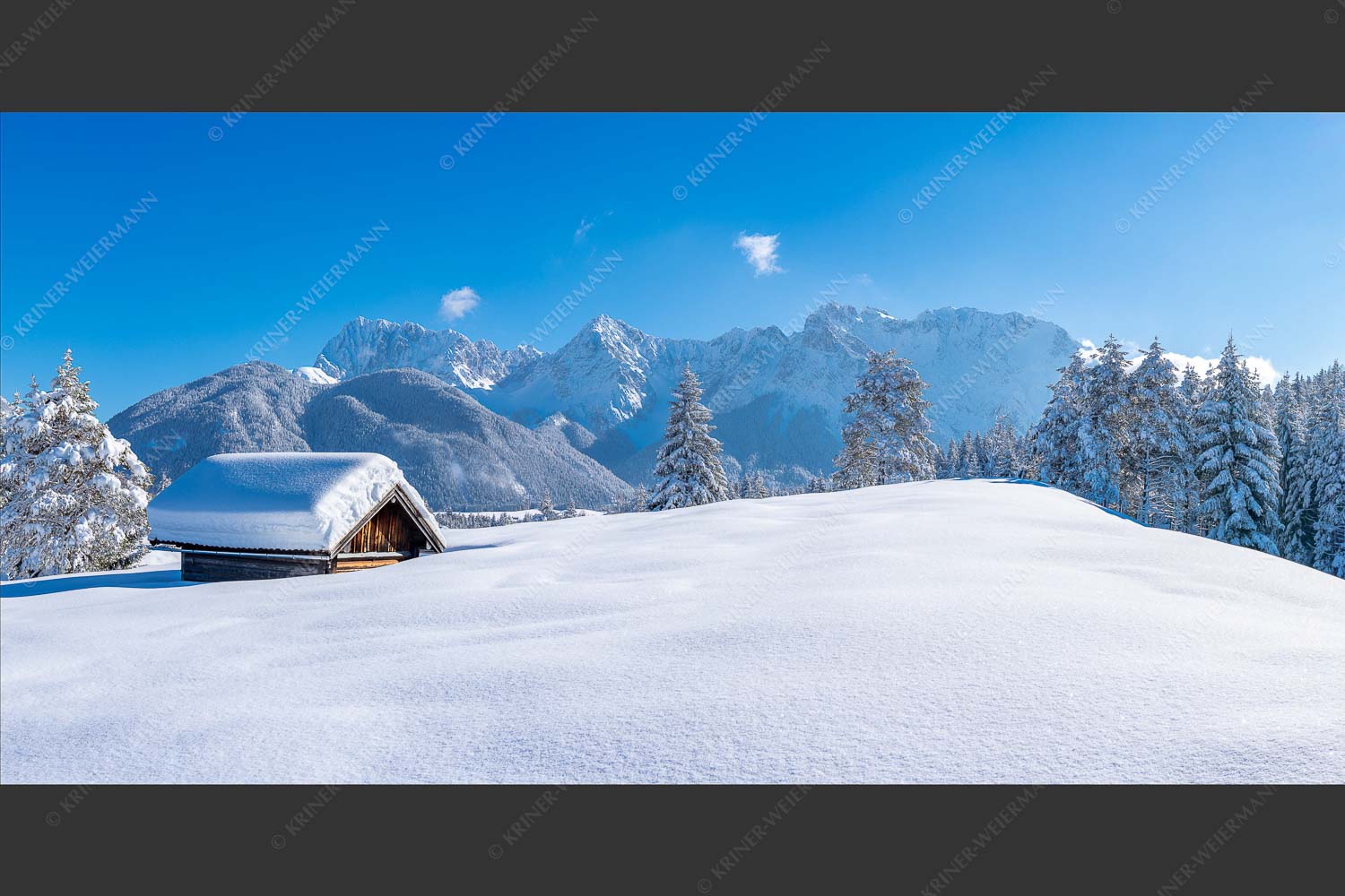 Blick ins Soiern- und Karwendelgebirge - Beeindruckendes Karwendel II 2:1  -- Winterlandschaft bei Mittenwald - mehr Infos bei www.Kriner-Weiermann.de