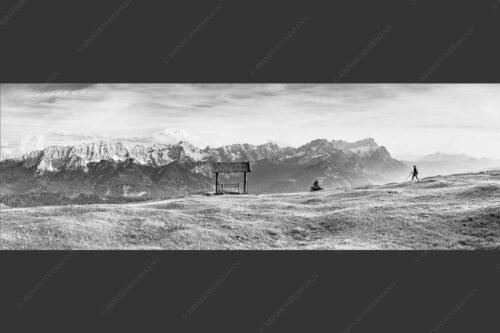 Wandern am Rosswank im Estergebirge mit Aussicht zum Wettersteingebirge - Bergwandern vom Feinsten 3:1 sw -- Wank mit Wetterstein - mehr Infos bei www.Kriner-Weiermann.de
