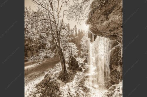 Schleierfall in der Ammerschlucht an der Ammer - Bezaubernd 1:1 sepia -- Schleierfälle in der Ammerschlucht - mehr Infos bei www.Kriner-Weiermann.de