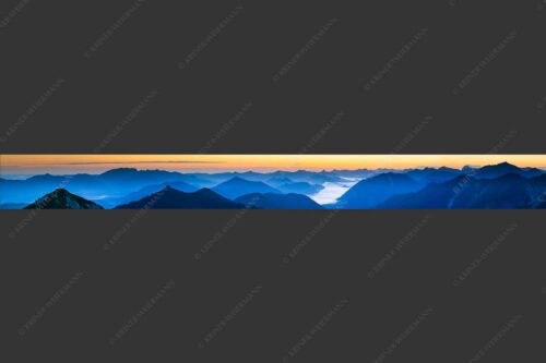Ausicht übers Isartal in die Bayerischen Voralpen - Blick hinaus 10:1  -- Soierngebirge Sonnenaufgang - mehr Infos bei www.Kriner-Weiermann.de
