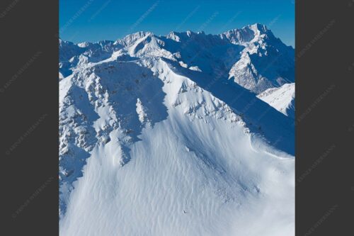 Lange Snowboard-Abfahrt vom Bischof im Estergebirge mit Zugspitzmassiv - Dahoam is Dahoam 1:1  -- Freerider mit Zugspitze - mehr Infos bei www.Kriner-Weiermann.de