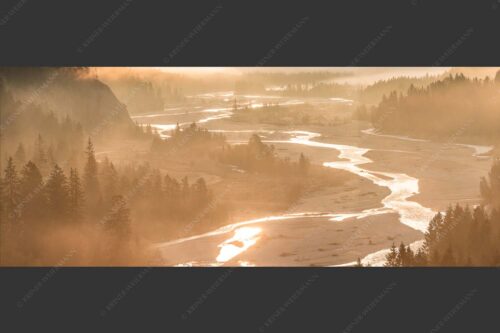 Morgentliche Kanufahrt auf der Isar bei Wallgau mit mystischer Nebelstimmung - Der Seele entlang 2,5:1  -- Isar bei Wallgau - mehr Infos bei www.Kriner-Weiermann.de