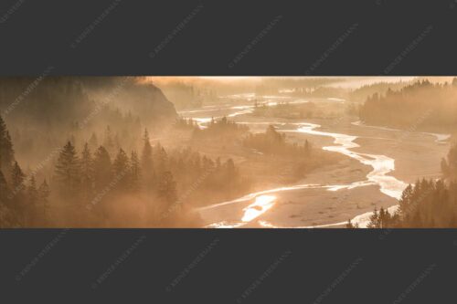 Morgentliche Kanufahrt auf der Isar bei Wallgau mit mystischer Nebelstimmung - Der Seele entlang 3:1  -- Isar bei Wallgau - mehr Infos bei www.Kriner-Weiermann.de