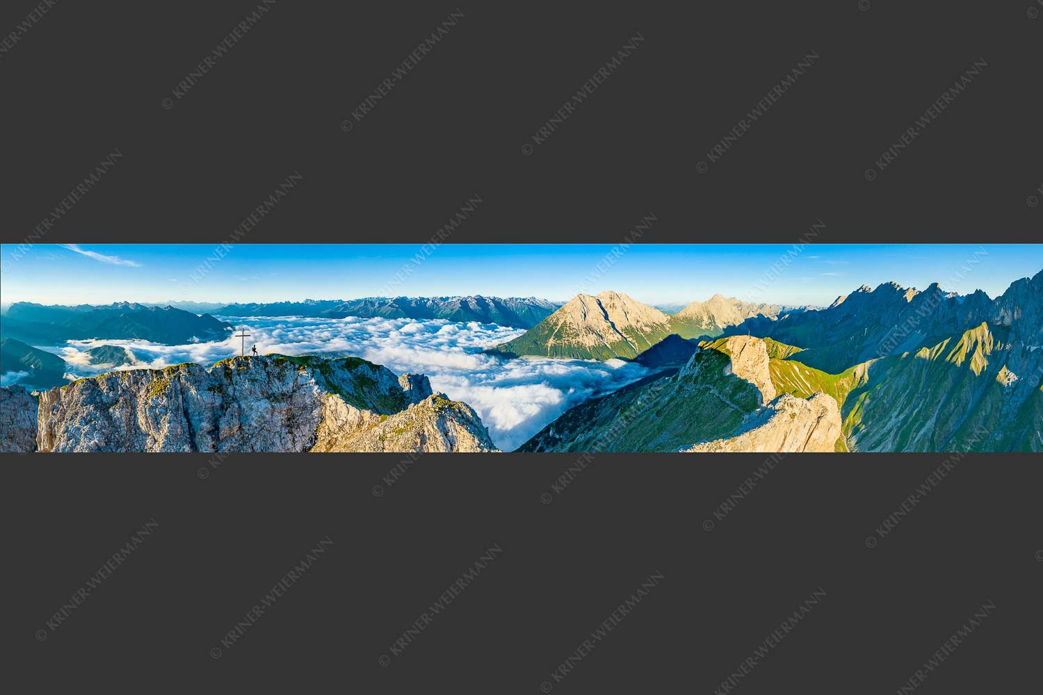 Blick von der Gehrenspitze zu den Miemingern und ins Wettersteingebirge - Die Nächsten schon im Blick 5:1  -- Gehrenspitze im Wetterstein - mehr Infos bei www.Kriner-Weiermann.de