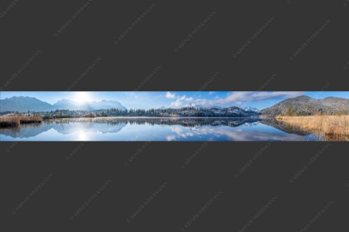 Panorama-Spiegelung am Barmsee mit Blick zum Karwendel- und Wettersteingebirge - Doppelpanorama 7:1  -- Barmsee mit Karwendel und Wetterstein - mehr Infos bei www.Kriner-Weiermann.de