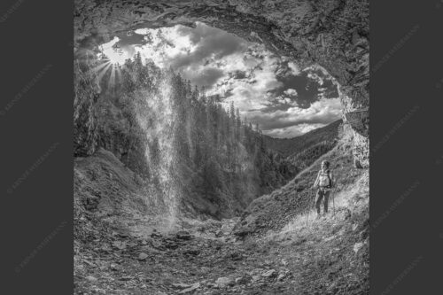 Sehr versteckt liegt dieser paradiesische Wasserfall im Karwendelgebirge - Eden 1:1 sw -- Wasserfall im Karwendel - mehr Infos bei www.Kriner-Weiermann.de