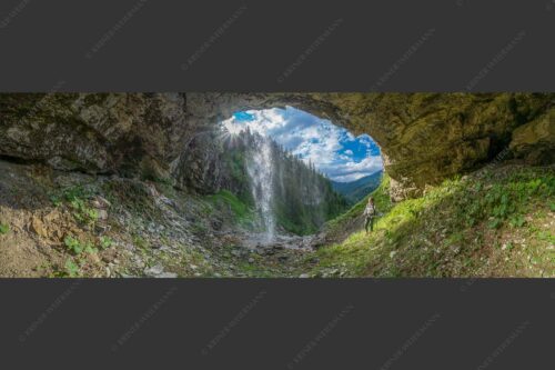 Sehr versteckt liegt dieser paradiesische Wasserfall im Karwendelgebirge - Eden 3:1  -- Wasserfall im Karwendel - mehr Infos bei www.Kriner-Weiermann.de