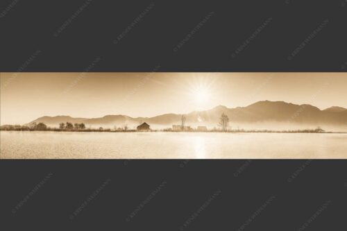 Blick über Eichsee in den Sonnenaufgang - Eichsee Sonnenaufgang 4:1 sepia -- Nebelstimmung - mehr Infos bei www.Kriner-Weiermann.de