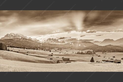 Blick in den Sonnenuntergang zwischen Wetterstein und Estergebirge - Ein kurzer Schauer 2:1 sepia -- Wetterstein und Estergebirge - mehr Infos bei www.Kriner-Weiermann.de