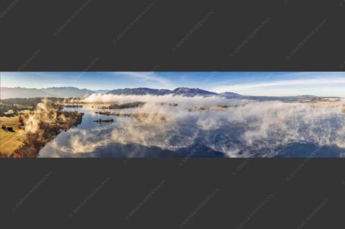 Blick über die Nebel am Staffelsee - Es lichtet sich 4:1  -- Staffelsee Nebel Murnau Seehausen - mehr Infos bei www.Kriner-Weiermann.de