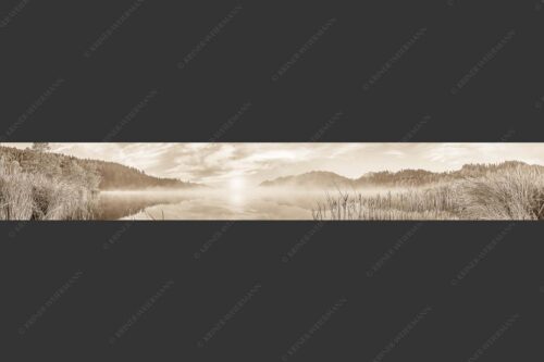 Aufgehende Sonne über dem Barmsee mit Soierngebirge - Feinster Morgen 7:1 sepia -- Sonnenaufgang am Barmsee - mehr Infos bei www.Kriner-Weiermann.de