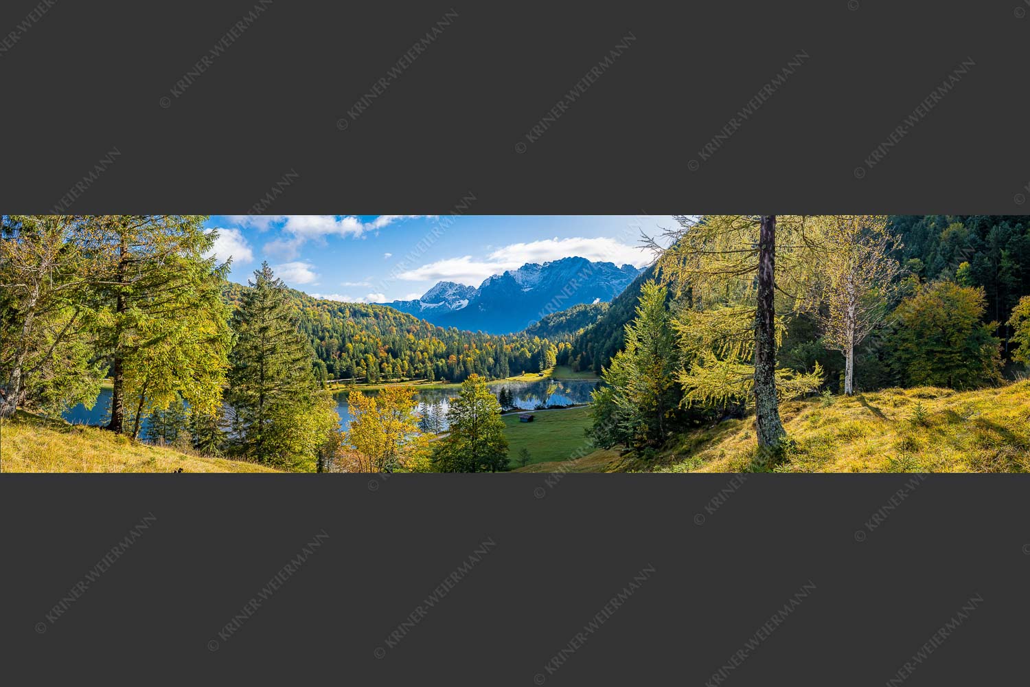 Blick über Ferchensee aufs Karwendel - Ferchenseeherbst 4:1 -- Ferchensee mit Karwendel - mehr Infos bei www.Kriner-Weiermann.de