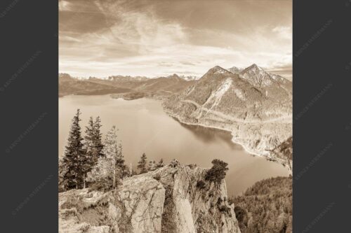 Blick über Walchensee zum Herzogstand - Fiordlands 1:1 sepia -- Walchensee Fahrenberg und Herzogstand - mehr Infos bei www.Kriner-Weiermann.de