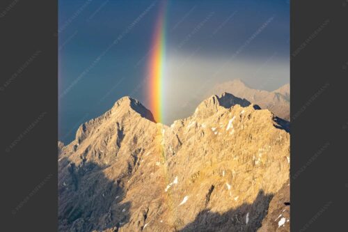 Doppelregenbogen an der Alpspitze im Wetterstein - Fontäne 1:1  -- Regenbogen an der Alpspitze - mehr Infos bei www.Kriner-Weiermann.de
