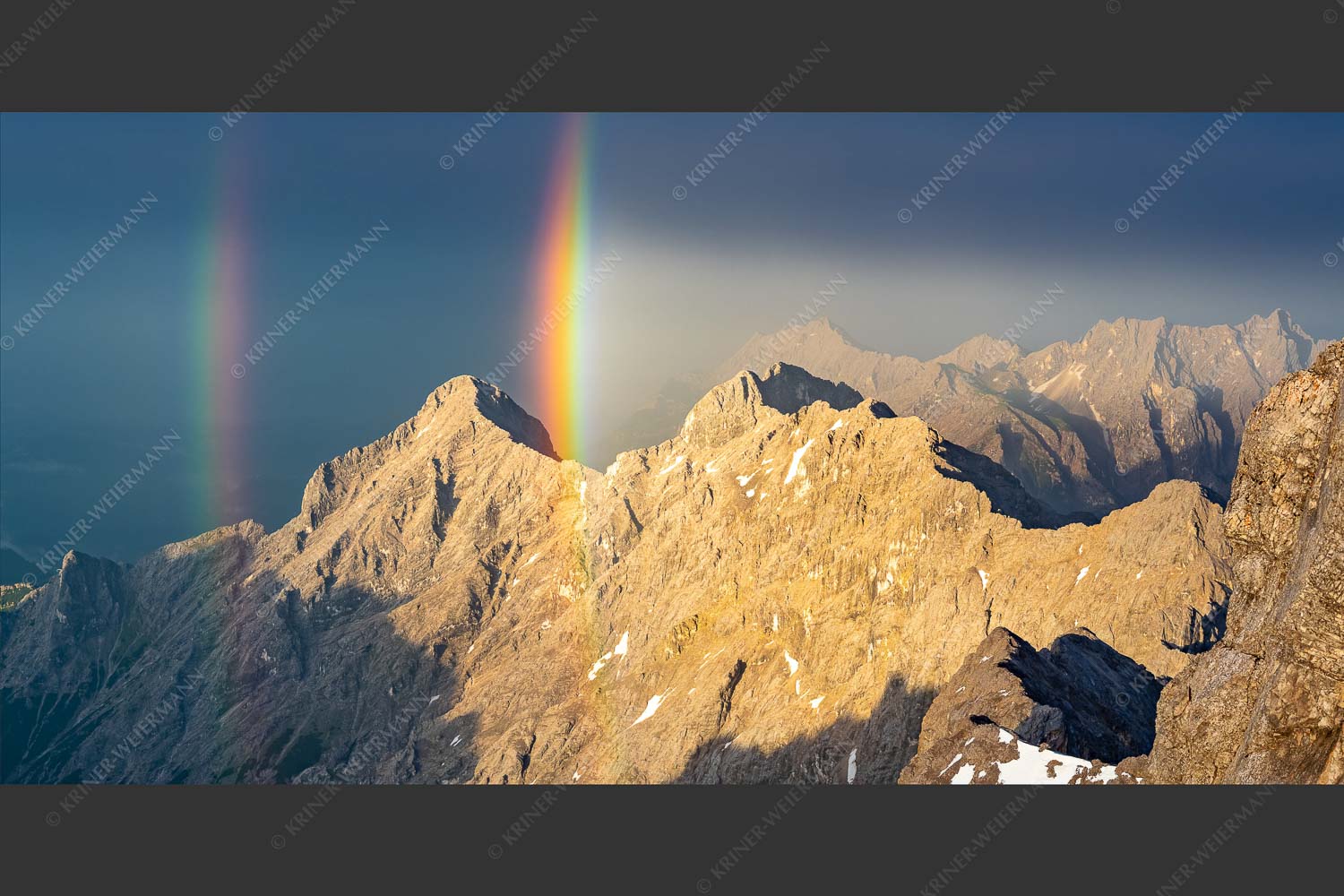 Doppelregenbogen an der Alpspitze im Wetterstein - Fontäne 2:1 -- Regenbogen an der Alpspitze - mehr Infos bei www.Kriner-Weiermann.de
