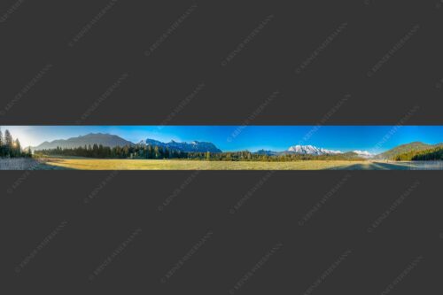 Vom Karwendel über Arnstock und Wettersteingebirge - Ganzes Panorama 10:1  -- Soiern Karwendel und Wetterstein - mehr Infos bei www.Kriner-Weiermann.de