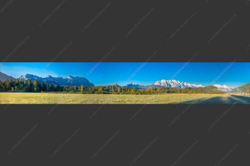 Vom Karwendel über Arnstock und Wettersteingebirge - Ganzes Panorama 6:1  -- Soiern Karwendel und Wetterstein - mehr Infos bei www.Kriner-Weiermann.de