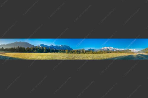 Vom Karwendel über Arnstock und Wettersteingebirge - Ganzes Panorama 7:1  -- Soiern Karwendel und Wetterstein - mehr Infos bei www.Kriner-Weiermann.de