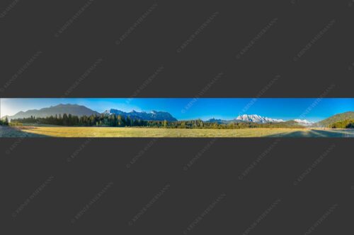 Vom Karwendel über Arnstock und Wettersteingebirge - Ganzes Panorama 9:1  -- Soiern Karwendel und Wetterstein - mehr Infos bei www.Kriner-Weiermann.de