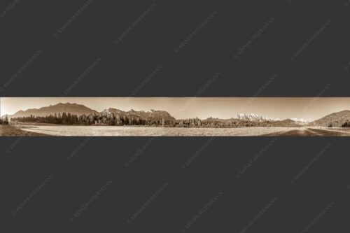Vom Karwendel über Arnstock und Wettersteingebirge - Ganzes Panorama 9:1 sepia -- Soiern Karwendel und Wetterstein - mehr Infos bei www.Kriner-Weiermann.de