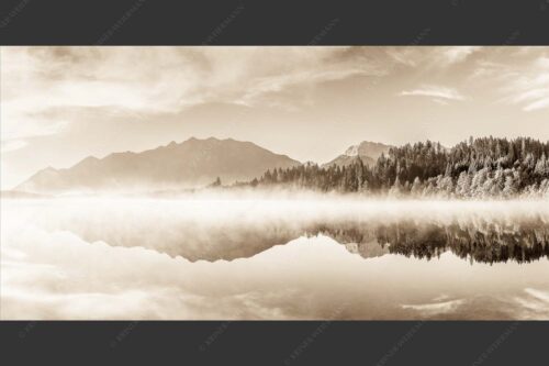 Sommermorgen am Barmsee mit Soiern- und Karwendelgebirge - Gespiegelt 2:1 sepia -- Spiegelung am Barmsee mit Soierngebirge - mehr Infos bei www.Kriner-Weiermann.de