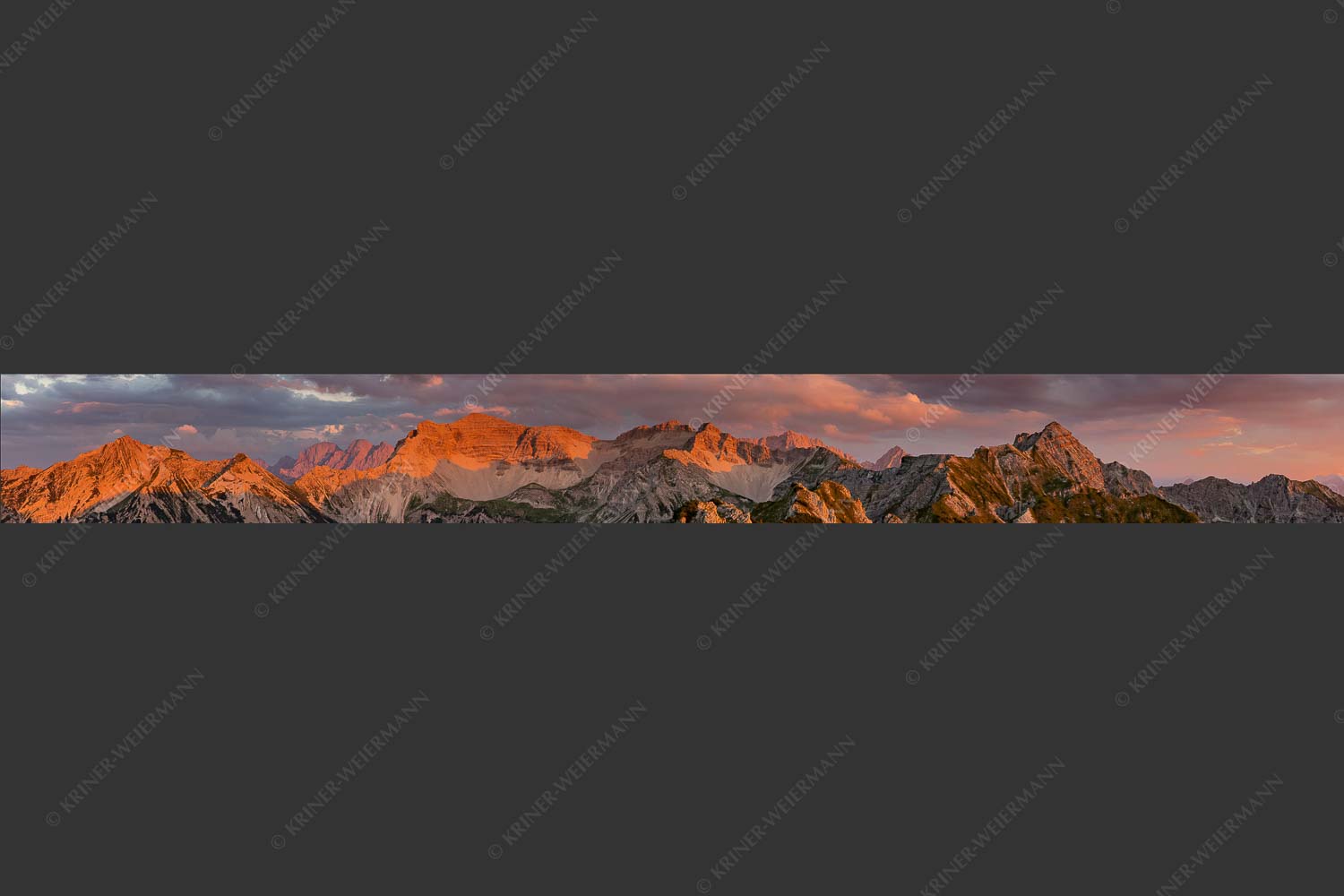 Warmes letztes Tageslicht an der Soiernspitze und im Soierngebirge - Gewaltig 9:1  -- Grandiose Abendstimmung im Soierngebirge - mehr Infos bei www.Kriner-Weiermann.de