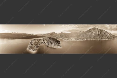 Blick über die Halbinsel Zwergern am Walchensee zum Simetsberg und Wettersteingebirge - Himmelswiesn 4:1 sepia -- Halbinsel Zwergern am Walchensee mit Simetsberg - mehr Infos bei www.Kriner-Weiermann.de