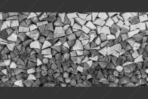Aufgerichteter Holzhaufen - Holzhaufen II 2:1 sw -- Holzstapel Holzscheite - mehr Infos bei www.Kriner-Weiermann.de