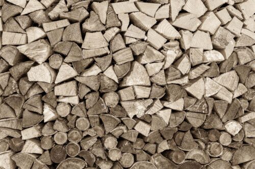 Aufgerichteter Holzhaufen - Holzhaufen II 3:2 sepia -- Holzstapel Holzscheite - mehr Infos bei www.Kriner-Weiermann.de