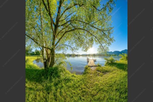 Blick über den Kochelsee in den Sonnenaufgang - Immer wieder geht die Sonne auf 1:1  -- Kochelsee - mehr Infos bei www.Kriner-Weiermann.de