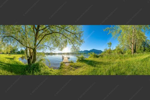 Blick über den Kochelsee in den Sonnenaufgang - Immer wieder geht die Sonne auf 3:1  -- Kochelsee - mehr Infos bei www.Kriner-Weiermann.de