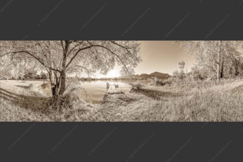Blick über den Kochelsee in den Sonnenaufgang - Immer wieder geht die Sonne auf 3:1 sepia -- Kochelsee - mehr Infos bei www.Kriner-Weiermann.de