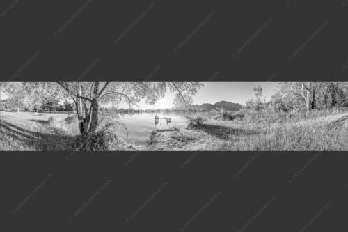 Blick über den Kochelsee in den Sonnenaufgang - Immer wieder geht die Sonne auf 5:1 sw -- Kochelsee - mehr Infos bei www.Kriner-Weiermann.de