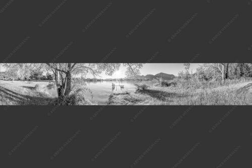 Blick über den Kochelsee in den Sonnenaufgang - Immer wieder geht die Sonne auf 6:1 sw -- Kochelsee - mehr Infos bei www.Kriner-Weiermann.de