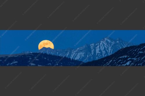 Vollmondaufgang im Karwendel - Karwendelmond 4:1  -- Vollmond im Karwendel - mehr Infos bei www.Kriner-Weiermann.de