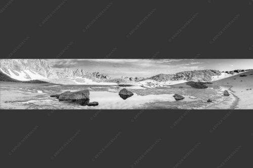 Morgens im Soierngebirge mit Blick zur Schöttlkarspitze - Lach mal wieder 5:1 sw -- Soiernlache mit Schöttlkarspitze - mehr Infos bei www.Kriner-Weiermann.de
