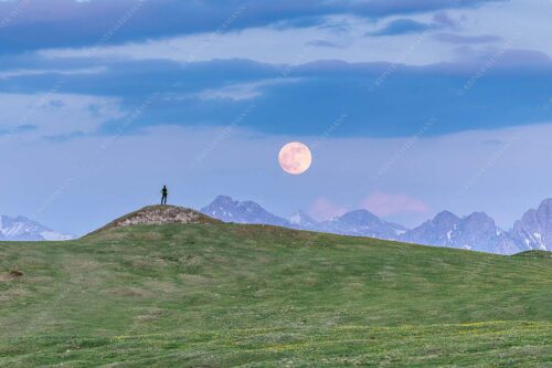 Blick vom Wank im Estergebirge zum Vollmondaufgang über Karwendelgebirge - Mondfieber 3:2  -- Vollmond über Karwendel - mehr Infos bei www.Kriner-Weiermann.de