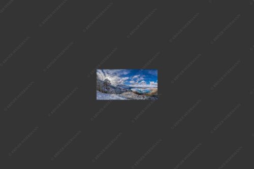 Es hat nocheinmal geschneit in den Bergen rund um den Kochelsee - Perlmutt 2:1  -- Winterstimmung über Kochelsee - mehr Infos bei www.Kriner-Weiermann.de
