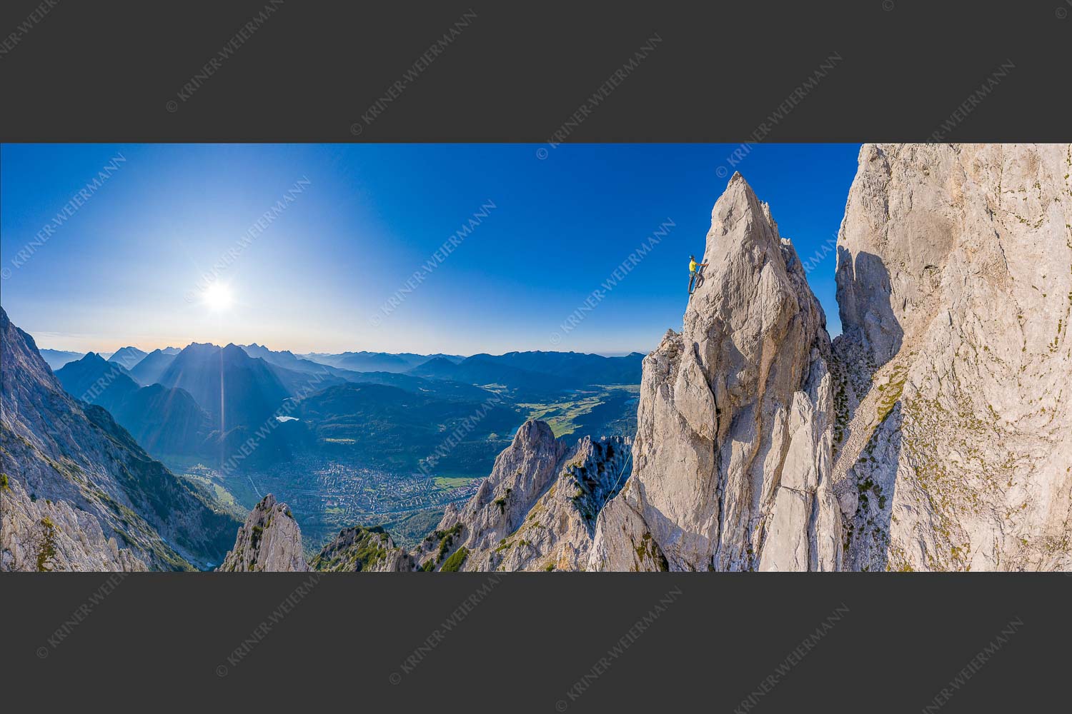 Klettern im Karwendel hoch über dem Oberen Isartal und Mittenwald - Steiler Zahn 2,5:1  -- Klettern im Karwendel - mehr Infos bei www.Kriner-Weiermann.de