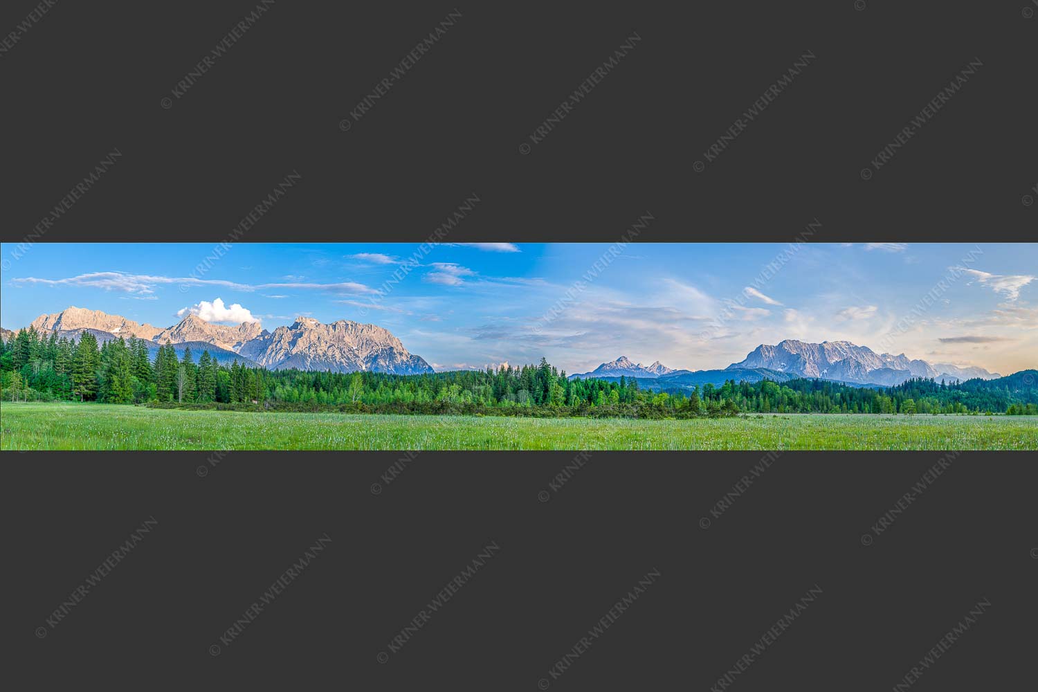 Panoramablick auf das Soiern-, Karwendel-, Wetterstein und Estergebirge - Alle im Blick 5:1  -- Soiern Karwendel Wetterstein und Estergebirge - mehr Infos bei www.Kriner-Weiermann.de