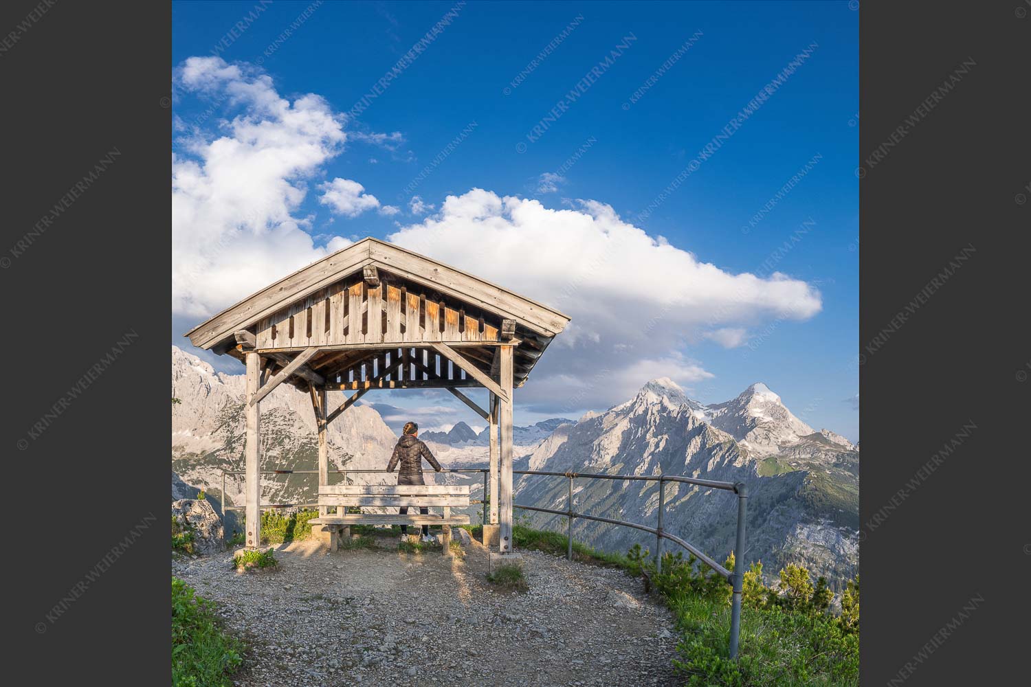 Aussichtskanzel am Schachen mit Blick ins Reintal und Zugspitzplatt - Bei der Kanzel 1:1  -- Schachen und Alpspitze - mehr Infos bei www.Kriner-Weiermann.de