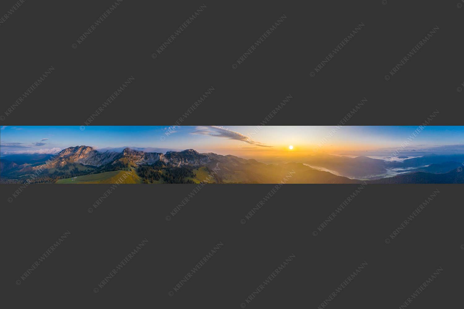 Erstes Licht nach Sonnenaufgang an der Benediktenwand - Benediktengrat 8:1  -- Benediktenwand - mehr Infos bei www.Kriner-Weiermann.de