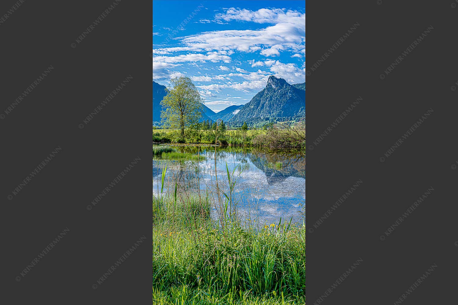 Blick von Unterammergau nach Oberammergau - Blick nach Oberammergau 1:2  -- Kofel mit Ammertal - mehr Infos bei www.Kriner-Weiermann.de