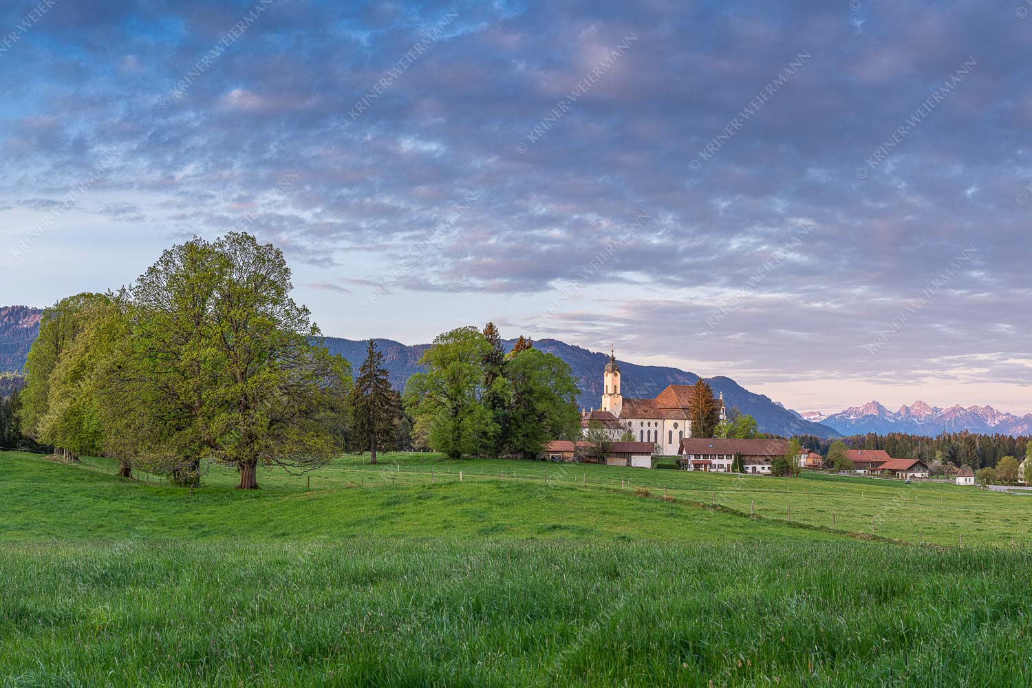 Morgenstimmung im Pfaffenwinkel - d Wies II 3:2  -- Wieskirche bei Wildsteig - mehr Infos bei www.Kriner-Weiermann.de