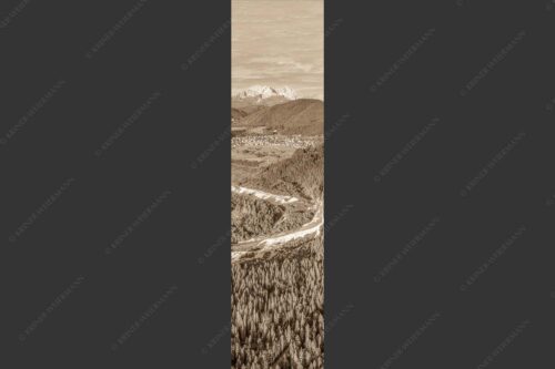Blick über die Isar, Wallgau und Krün zum Wettersteingebirge - Das Obere Isartal 1:4 sepia -- Isar mit Wallgau Krün und Wetterstein - mehr Infos bei www.Kriner-Weiermann.de