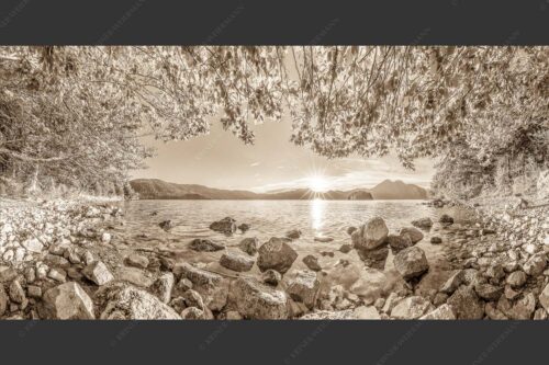 Blick über den Walchensee mit Insel Sassau zum Sonnenuntergang im Estergebirge - Fenster zum See 2:1 sepia -- Walchensee Insel Sassau mit Estergebirge - mehr Infos bei www.Kriner-Weiermann.de