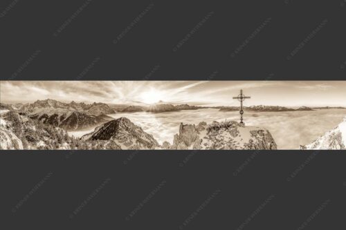 Blick vom Signalkopf über Wolkenmeer über dem Oberen Isartal zum Sonnenuntergang im Wetterstein - Fortuna II 5:1 sepia -- Klettern zum Signalkopf - mehr Infos bei www.Kriner-Weiermann.de
