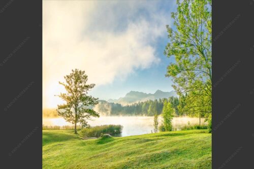 Morgenstimmung am Geroldsee mit Blick zum Karwendelgebirge - Frühnebel 1:1  -- Geroldsee mit Karwendel - mehr Infos bei www.Kriner-Weiermann.de