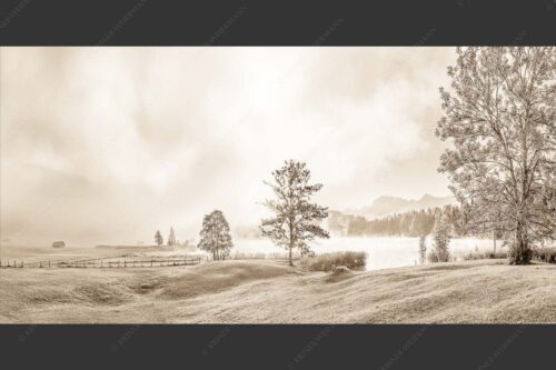 Morgenstimmung am Geroldsee mit Blick zum Karwendelgebirge - Frühnebel 2:1 sepia -- Geroldsee mit Karwendel - mehr Infos bei www.Kriner-Weiermann.de
